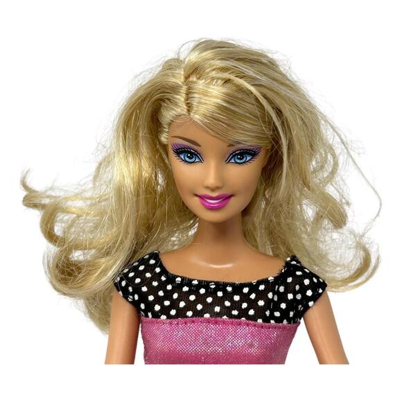 2009 Barbie Doll Potty Training Pups Dog Generation Girl CEO Fashionista Wave 1 - Picture 6 of 16